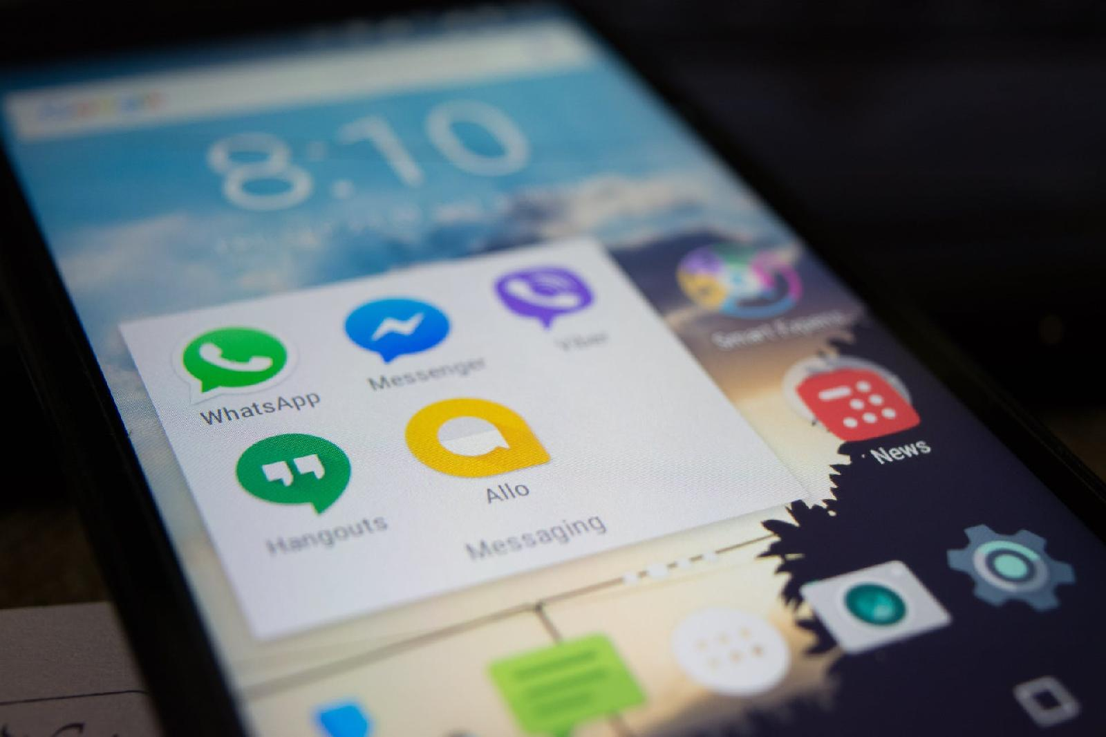Signal contre whatsapp : le duel des applications pour la confidentialite de vos communications
