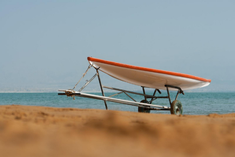 Les 5 meilleurs chariots de plage pour transporter votre materiel